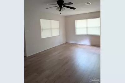 623 Edgecliff Dr, Pensacola, FL 32506 - Photo 8
