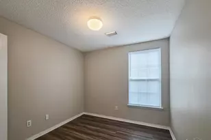 8660 Figland Ave, Pensacola, FL 32534 - Photo 12