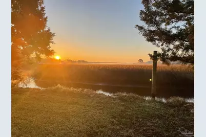 7524 Petersen Pt Rd, Milton, FL 32583 - Photo 24