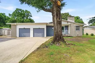 730 Nagel Dr, Pensacola, FL 32503 - Photo 2