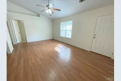 1786 Kell Rd, Gulf Breeze, FL 32563 - Photo 2