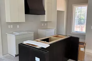 917 E Moreno St, Pensacola, FL 32503 - Photo 16