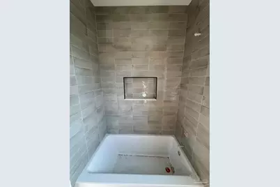 917 E Moreno St, Pensacola, FL 32503 - Photo 30
