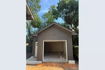 917 E Moreno St, Pensacola, FL 32503 - Photo 38