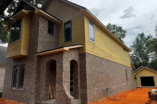 917 E Moreno St, Pensacola, FL 32503 - Photo 1