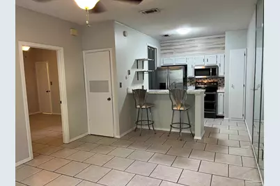 501 E Burgess Rd #C-2, Pensacola, FL 32504 - Photo 2