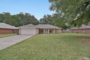 5246 Hawks Nest Dr, Milton, FL 32570 - Photo 12