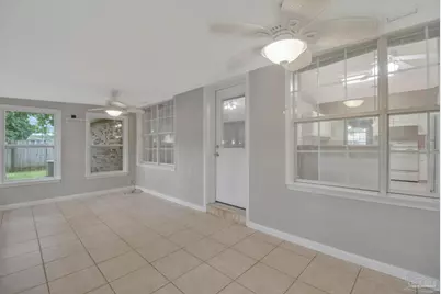 5246 Hawks Nest Dr, Milton, FL 32570 - Photo 8