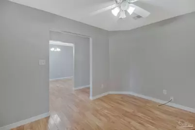5246 Hawks Nest Dr, Milton, FL 32570 - Photo 10
