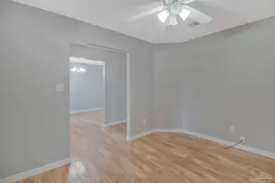 5246 Hawks Nest Dr, Milton, FL 32570 - Photo 10