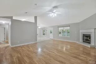 5246 Hawks Nest Dr, Milton, FL 32570 - Photo 4