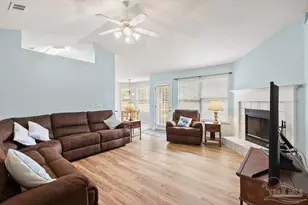 6835 Liberty St, Navarre, FL 32566 - Photo 4
