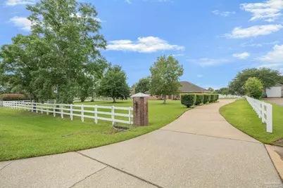 3981 Stefani Rd, Cantonment, FL 32533 - Photo 4