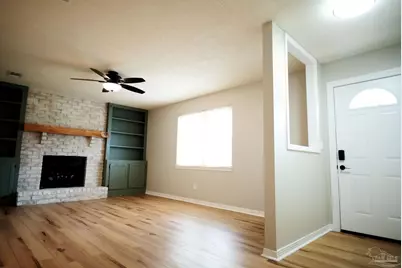 2745 Godwin Ln, Pensacola, FL 32526 - Photo 4