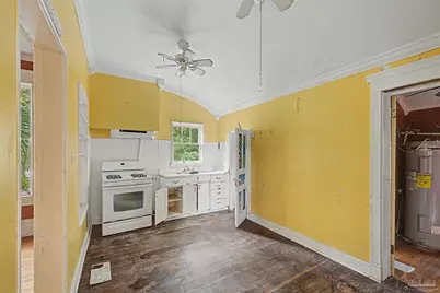 222 W Jackson St, Pensacola, FL 32501 - Photo 20