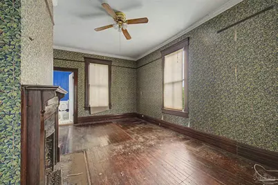 222 W Jackson St, Pensacola, FL 32501 - Photo 16