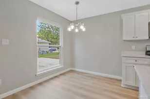 1378 Harvard Dr, Gulf Breeze, FL 32563 - Photo 10