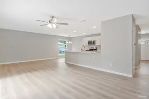 1378 Harvard Dr, Gulf Breeze, FL 32563 - Photo 6