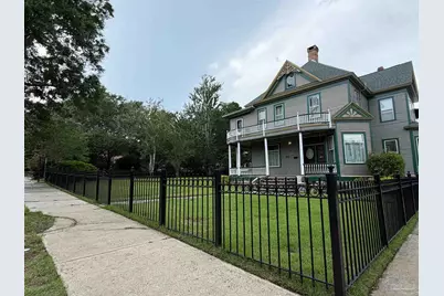 52 W Gonzalez St, Pensacola, FL 32501 - Photo 2