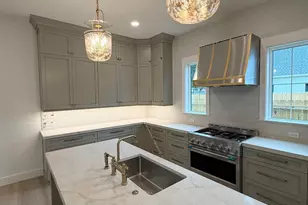 1304 E Fisher, Pensacola, FL 32503 - Photo 2