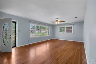 721 Gentian Dr, Pensacola, FL 32503 - Photo 4