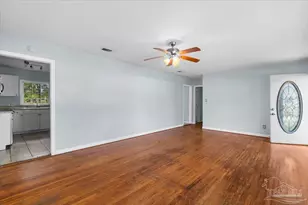 721 Gentian Dr, Pensacola, FL 32503 - Photo 6
