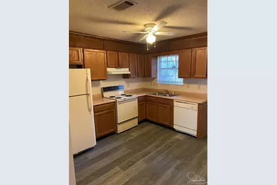 5097 Yacht Harbour Cir, Pensacola, FL 32514 - Photo 4