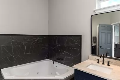 1301 E Cross St, Pensacola, FL 32503 - Photo 10