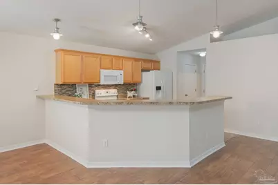 2070 Catline Cir, Navarre, FL 32566 - Photo 8