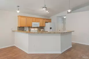 2070 Catline Cir, Navarre, FL 32566 - Photo 8