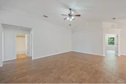 2070 Catline Cir, Navarre, FL 32566 - Photo 4