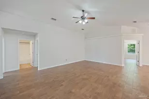2070 Catline Cir, Navarre, FL 32566 - Photo 4