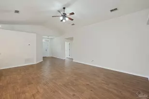 2070 Catline Cir, Navarre, FL 32566 - Photo 6