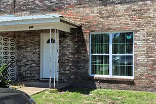 852 Garnet St, Pensacola, FL 32505 - Photo 1