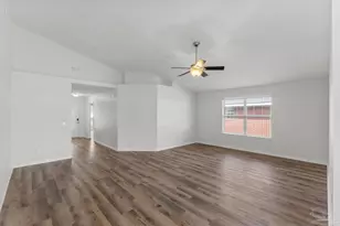 28 Easton St, Cantonment, FL 32533 - Photo 6