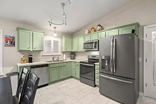2478 Houston Cir, Gulf Breeze, FL 32563 - Photo 6