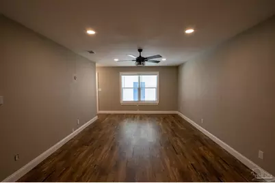 91 Faron Cir #B, Gulf Breeze, FL 32561 - Photo 12