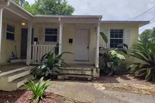 204 Holmes Dr, Pensacola, FL 32507 - Photo 1