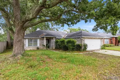 2678 Hidden Estates Cir, Navarre, FL 32566 - Photo 2