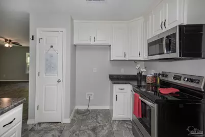 1830 Cedar Park Dr, Cantonment, FL 32533 - Photo 14