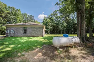 1830 Cedar Park Dr, Cantonment, FL 32533 - Photo 32