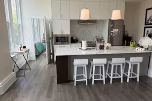 17 S Palafox Pl, Pensacola, FL 32502 - Photo 1