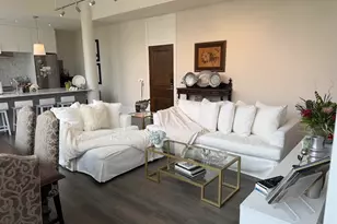 17 S Palafox Pl, Pensacola, FL 32502 - Photo 2