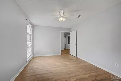 6323 Summer Lakes Ln, Pensacola, FL 32504 - Photo 6