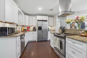 5517 Woodcrest Dr, Milton, FL 32583 - Photo 8