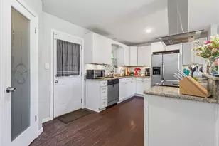 5517 Woodcrest Dr, Milton, FL 32583 - Photo 6