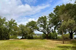 503 Mandalay Dr, Pensacola, FL 32507 - Photo 4