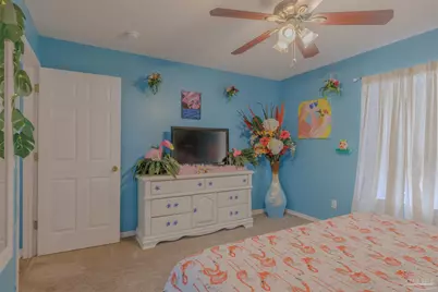 1869 Vineyard St, Navarre, FL 32566 - Photo 16