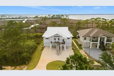 5402 North Shore Rd, Pensacola, FL 32507 - Photo 2