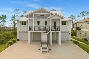 5402 N Shore Rd, Pensacola, FL 32507 - Photo 1